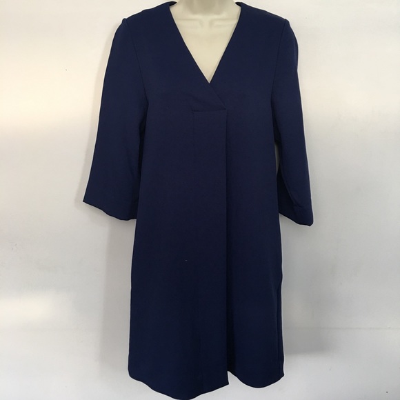 Dress - Picture 2 of 8